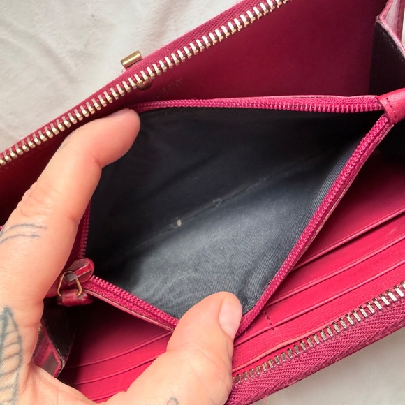 Yves Saint Laurent YSL Y-Line Red Leather Zip Wallet Gold Y Logo - Picture 15 of 16